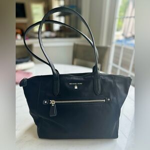 Like New Michael Kors Black Tote